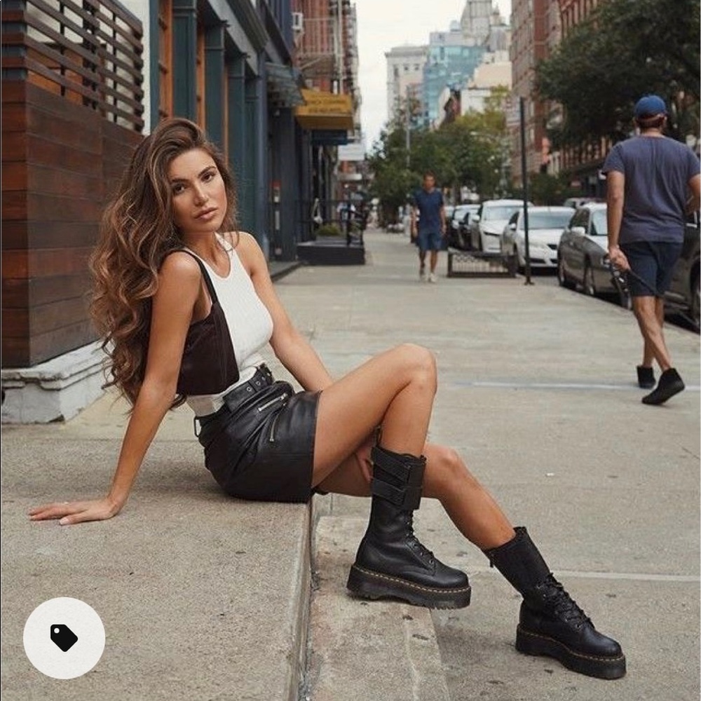 Dr. Martens Jagger Boots